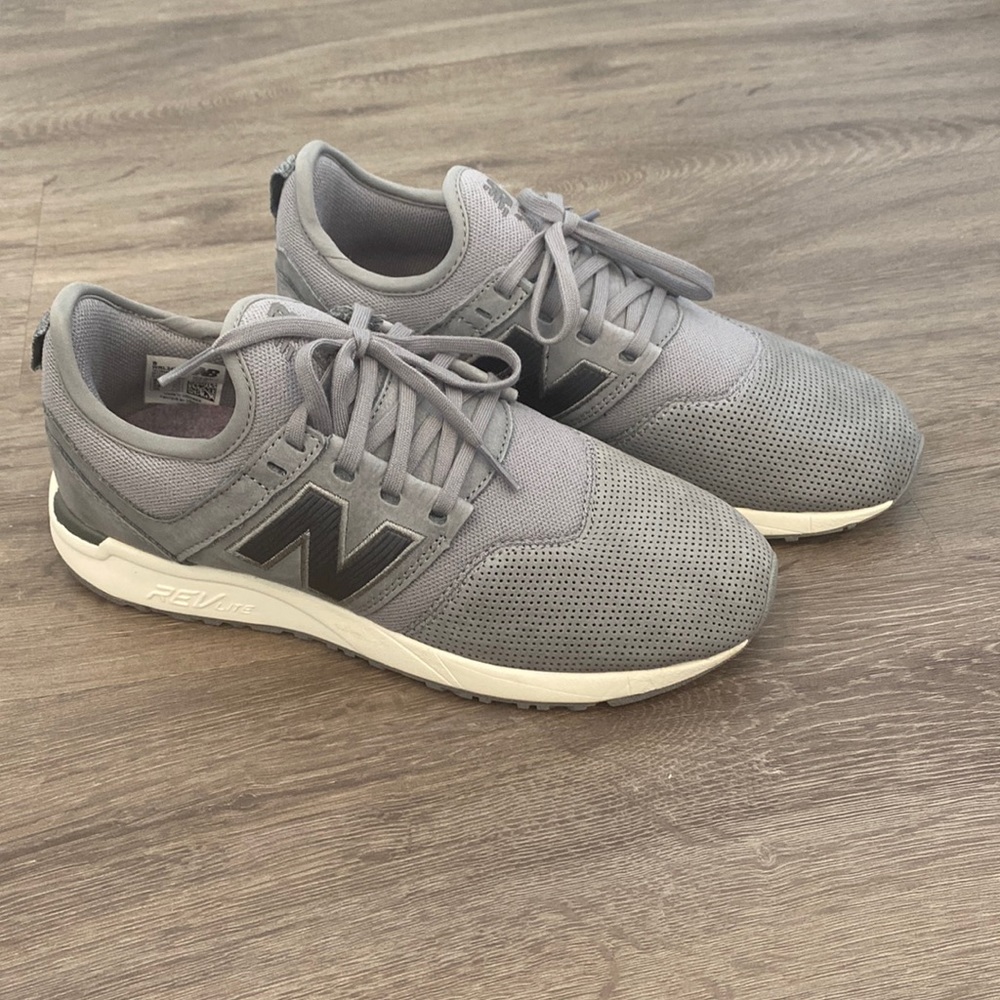 Women’s New Balance 247 Gray Shoes Sneakers Size 8